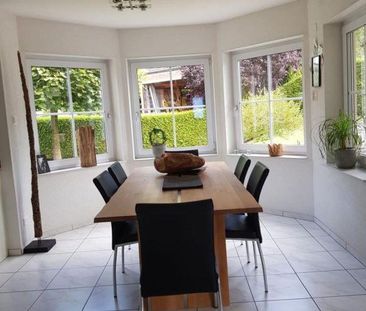 Moderne und grosszügige 3.5-Zi-Gartenwohnung mit Garage - Photo 5