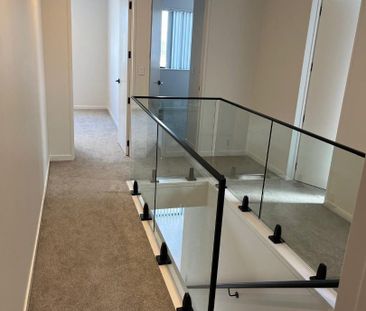 Modern four-bedroom standalone two-story home in Westgate - Photo 4