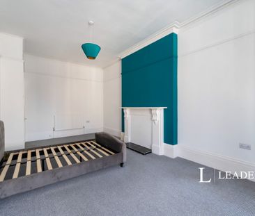 2 bedroom flat to rent Elphinstone Road, Southsea - Photo 6