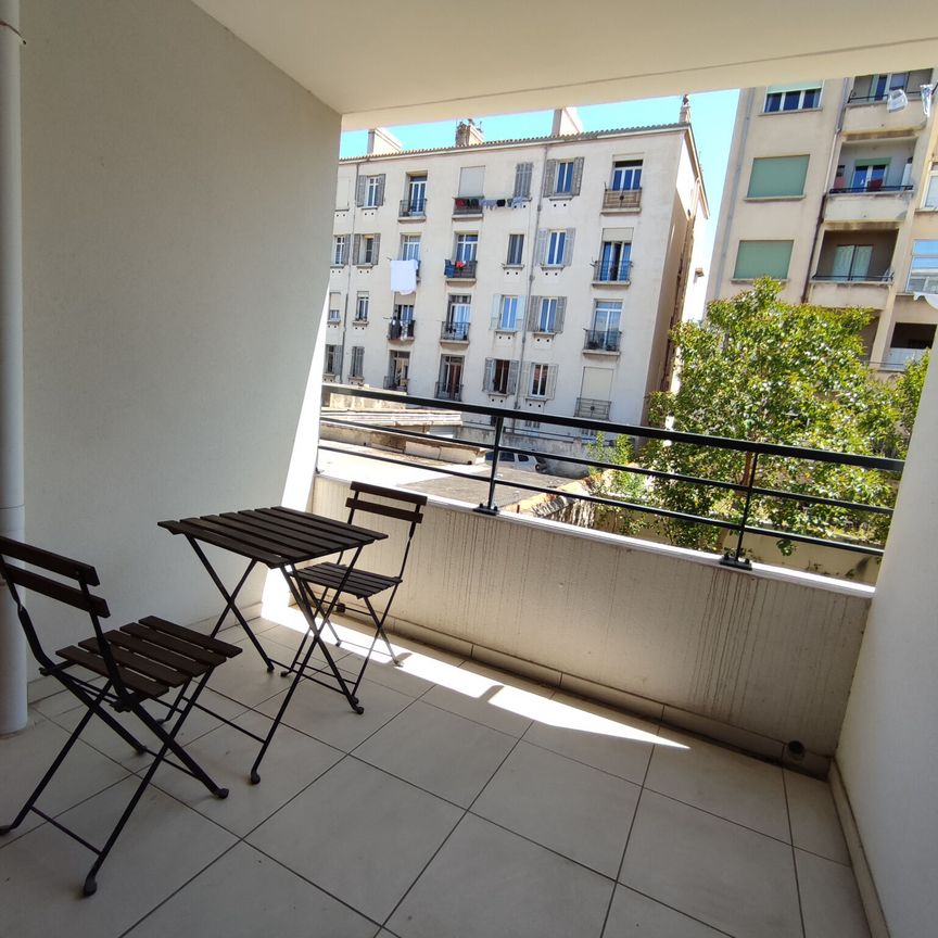 Appartement 1 pièces 24m2 MARSEILLE 9EME 650 euros - Photo 1