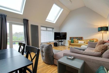 2 bedroom barn conversion to rent - Photo 3