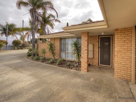 14a Emanuel Court, Marangaroo WA 6064 - Photo 2