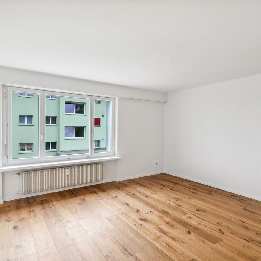 Gepflegte 4.5-Zimmer-Wohnung mit Balkon in Bülach - Foto 1