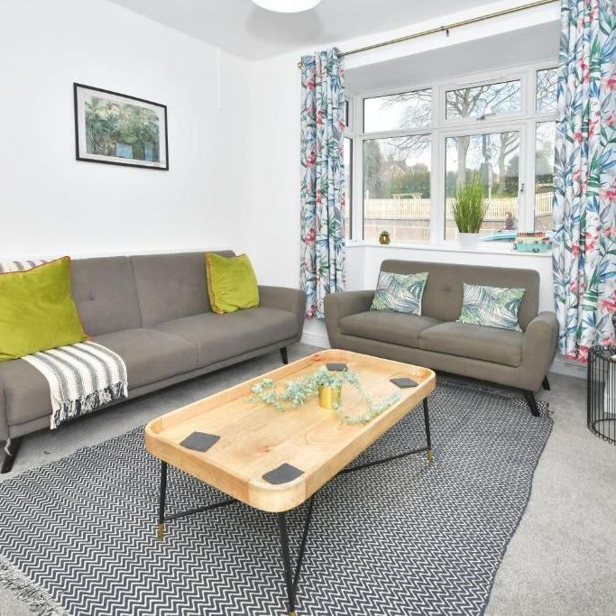 1 bedroom in a house share to rent - Photo 1