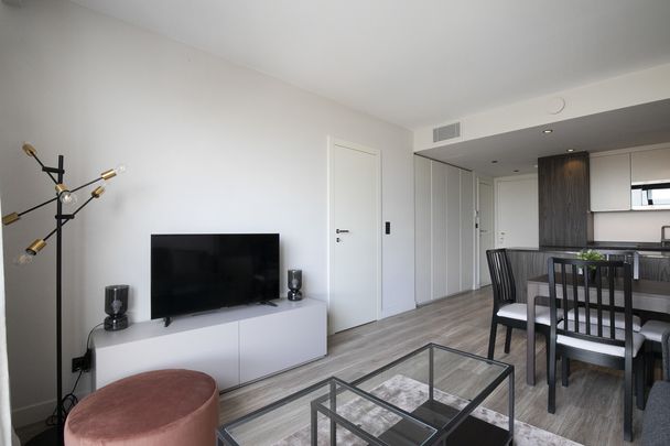 Appartement à louer quai de Grenelle, Paris 15ème - Photo 1