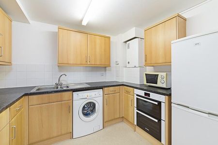 A well presented one bedroom apartment to rent in Pimlico, SW1. - Photo 4