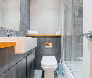 Apt 10, Eagle House - Photo 1