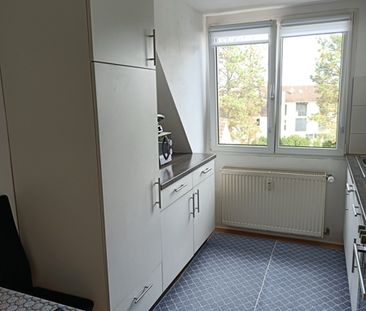 Gemütliche 2-Zimmer-Dachwohnung - im Herzen von Weil am Rhein - Photo 6