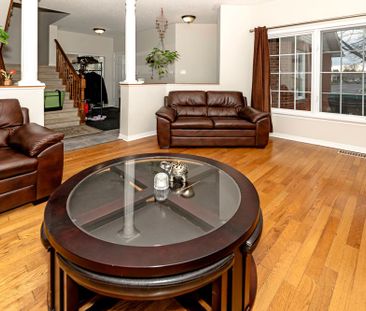 For Lease - 125 Stoneway Drive, Barrhaven, Ontario - Photo 2