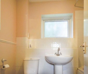 1 bedroom end of terrace house to rent - Photo 6