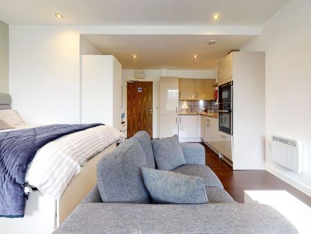 Studio to rent - Photo 2