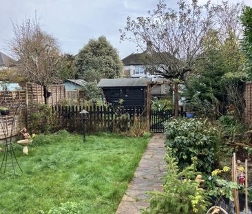 Downlands Avenue, Worthing - Photo 2