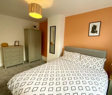 1 bed house share to rent in Herbert Street, Burnley, BB11 - Photo 3