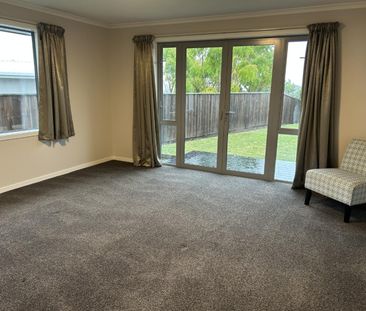 Four bedroom family home in sought after location - Photo 6