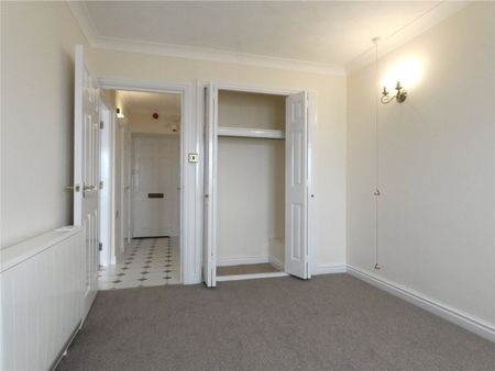 Princess Court, Marine Road, Colwyn Bay, LL29 - Photo 5