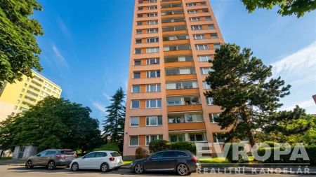 Pronájem bytu 3+1, 65 metrů plus balkon a sklep, Křenická Praha 10 - Photo 4