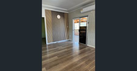 Spacious 4-Bed Family Home in a Super Convenient Location - Photo 2