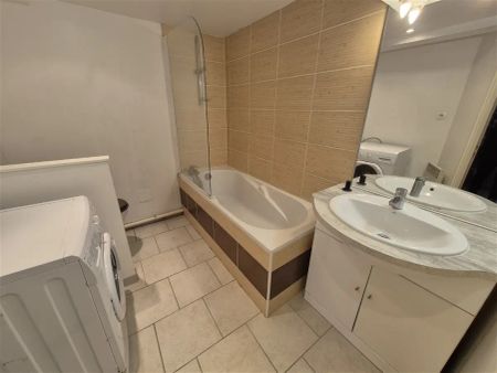 Location appartement 2 pièces - 40.11m² à Cambrai (59400) - Photo 2