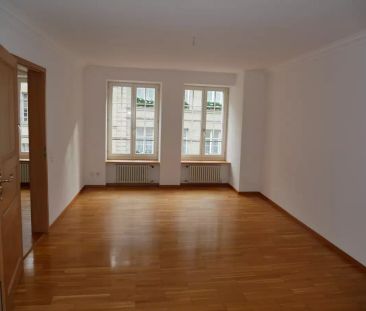 FRIBOURG - GRAND-RUE 53 - CHARMANT APPARTEMENT 3 PIECES AU 2EME ETAGE - Foto 2