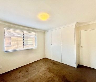 Beautifully Renovated Two-Bedroom Unit! - Photo 4