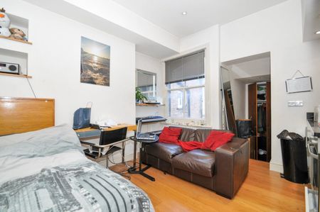 Studio Flat, Uxbridge Road, W12 - Photo 3