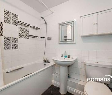 Roebuck Estate, Binfield, Bracknell, Berkshire, RG42 - Photo 4