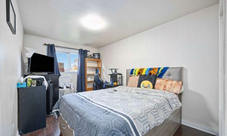 For Lease - 3073 Ireson Court Unit# Main Floor, Mississauga, Ontario - Photo 3