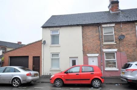 Victoria Crescent, Burton upon Trent, DE14 - Photo 3