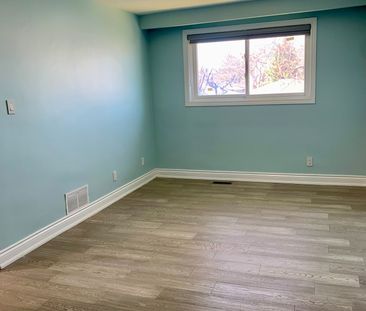 For Lease - 30 Pindar Crescent Unit# Main, Toronto, Ontario - Photo 6