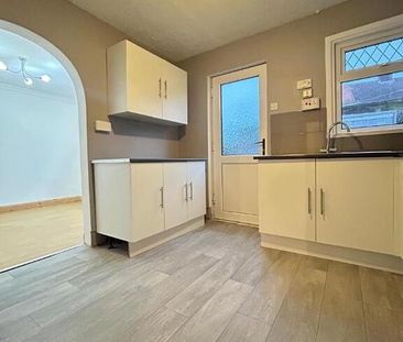 63 Thorndale Square, Carrickfergus, BT38 8JX - Photo 5