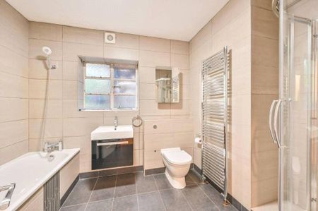 3 bedroom apartment to rent - Photo 5