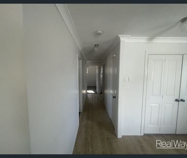 6 Calvin Street, Walloon, Qld 4306 - Photo 3