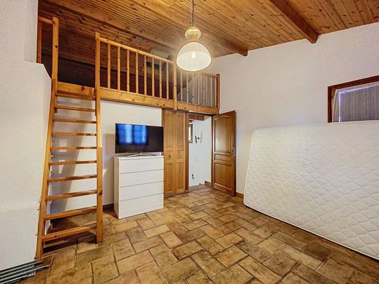 Location AppartementBouc-Bel-Air - Photo 1