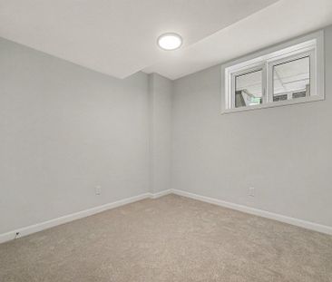 For Lease - 401 Glenroy Gilbert Drive Unit# 5, Barrhaven, Ontario - Photo 6