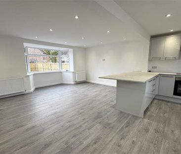 3 Bedroom Semi Detached To Let - Photo 2