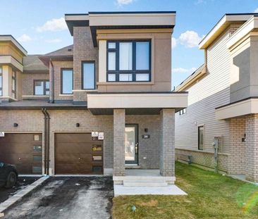 For Lease - 30 Caspian Square, Clarington, Ontario - Photo 5