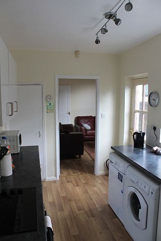 12 Glen Road - Photo 3