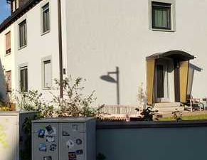 Schöne 3-Zimmer-Wohnung mit Balkon und EBK in Mannheim-Gartenstadt - Photo 1