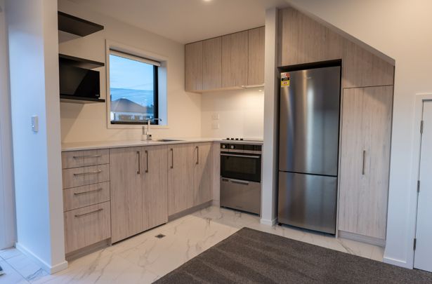 Unit 5, 241 Lincoln Road, Addington, Christchurch - Photo 1