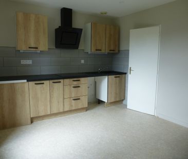 Location Appartement 3 pièces 40m² ST DONAT SUR L HERBASSE 26260 - Photo 4