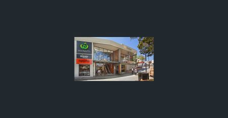 NEAR NEW THREE BEDROOM APARTMENT - Photo 3