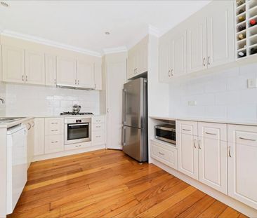 Spacious Modern Home with Period Charm in a Quiet, Convenient Mento... - Photo 5