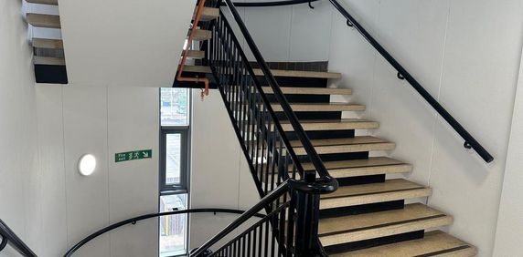 2 bedroom flat to rent - Photo 2