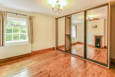 2 bedroom cottage to rent - Photo 2