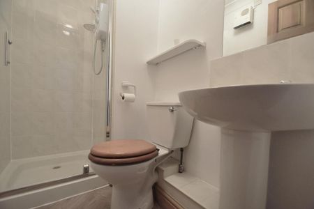 1 bedroom flat to rent - Photo 5