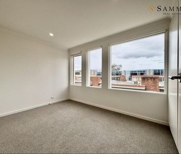 3/28 Rockley Rd, South Yarra, Vic 3141 - Photo 3