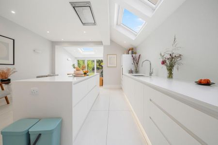 4 bedroom house to rent - Photo 3