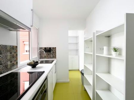 Calle de Ayllón, Madrid, Community of Madrid 28024 - Photo 2