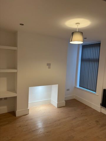 3 Bed Terraced House, Denebank Road, L4 - Photo 2