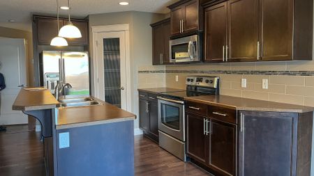 3 Bed Duplex For Rent In Rutherford. - Photo 5